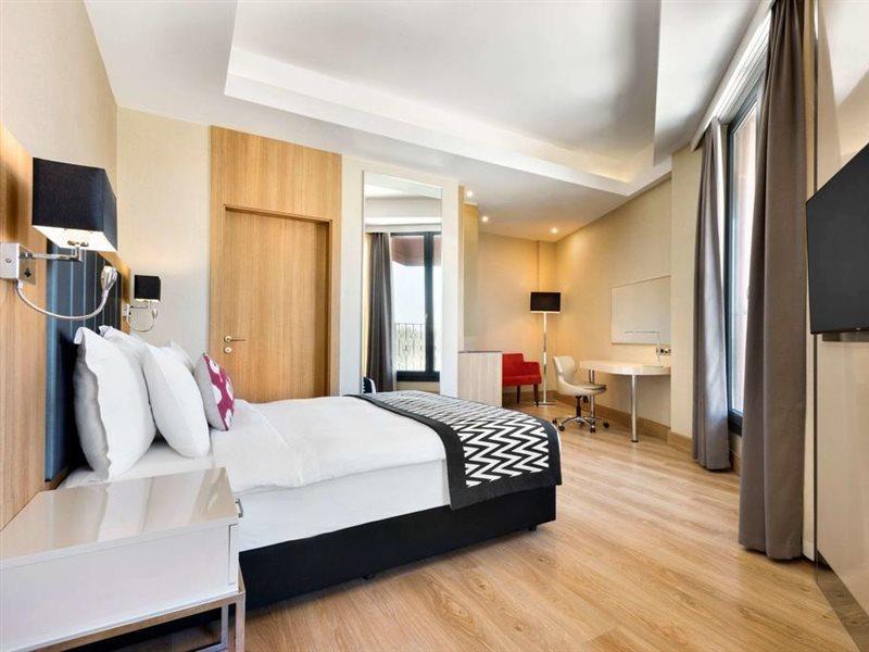 Ramada Encore Эскишехир Экстерьер фото