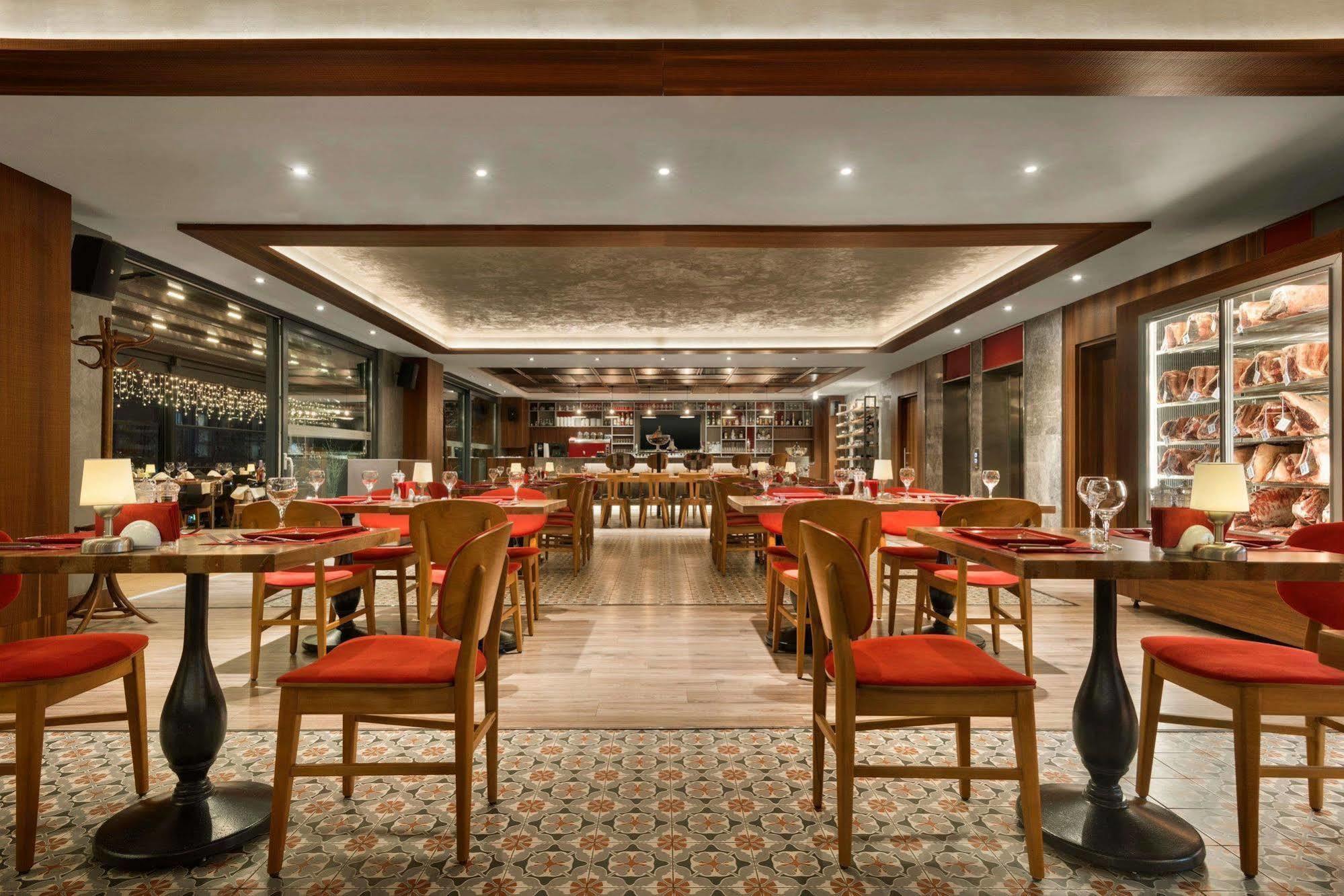 Ramada Encore Эскишехир Экстерьер фото